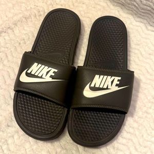 Nike Victori One Men’s slides size 11